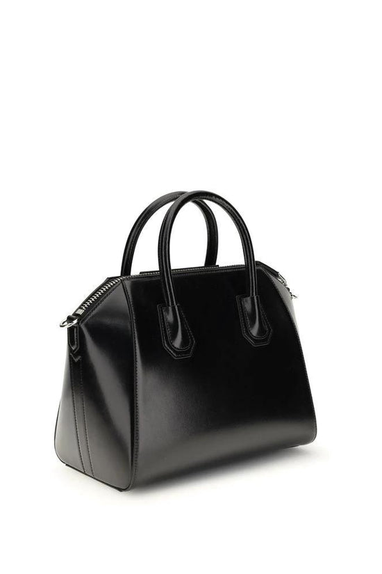 Givenchy Schwarze Kalbsleder-Bos-Taurus-Handtasche by Givenchy