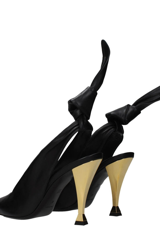 Givenchy Schwarze Leder Pumps mit hohem Absatz by Givenchy