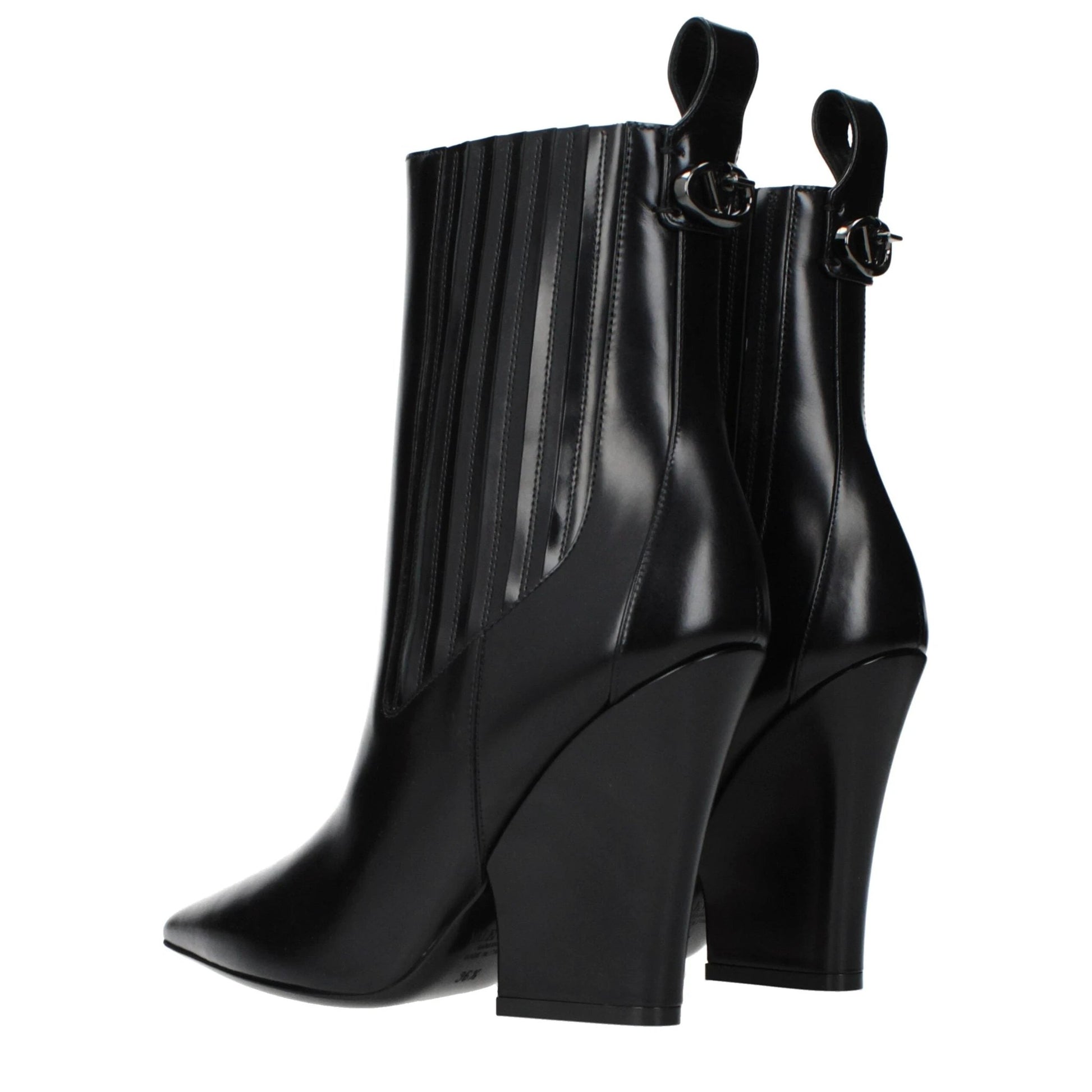 Valentino Garavani Schwarze Leder-Ankle Boots by Valentino Garavani