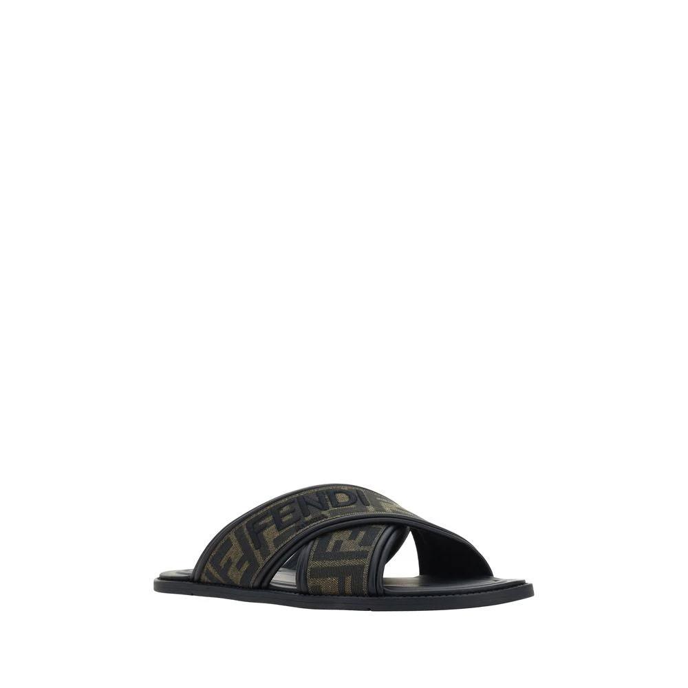 Fendi Schwarze Bos Taurus Kalbsleder-Sandalen by Fendi