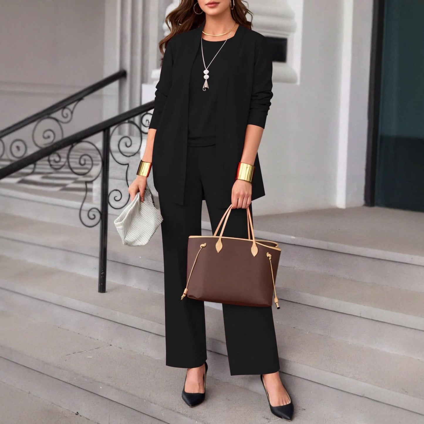 Dunkelbraunes Freizeitset Damen