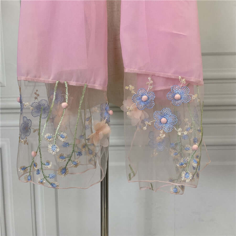 Hijab Atmungsaktives Polyester Kopftuch Für Muslimas Street Style mit floralem Design in Pink und Blau für Damenmode