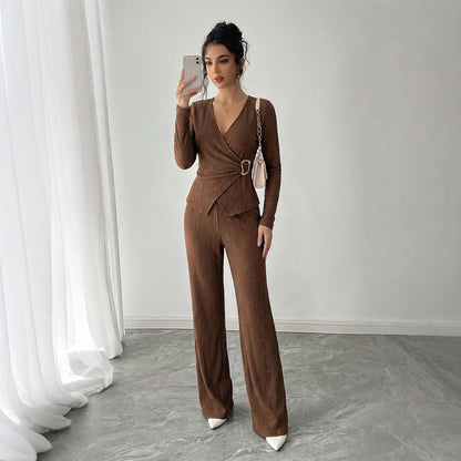 Damen Einfarbiges V-Ausschnitt Cross-Over Langarmshirt Und Hose Set Dunkelbraun Arbeitswear Mit Metallakzenten