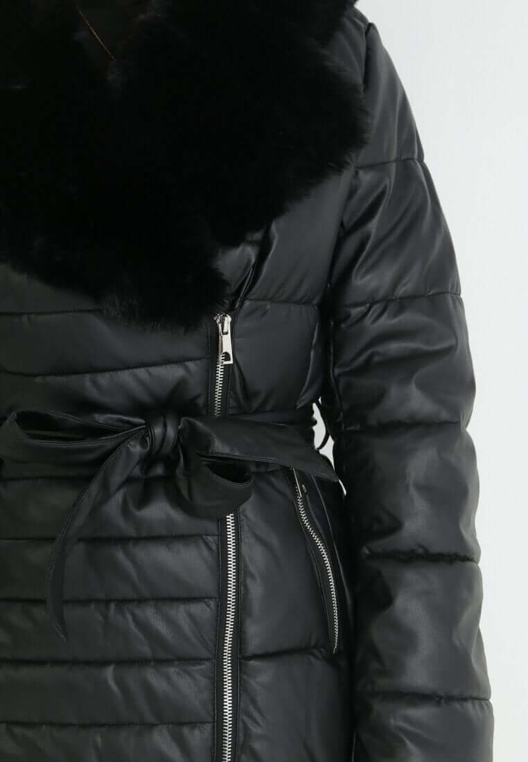 Daunenmantel Hochwertiger Warmer Mantel Mit Kapuze Winddicht Leicht Gefüttert Für Den Winter in Schwarz mit Gürtel und Kunstfellkragen