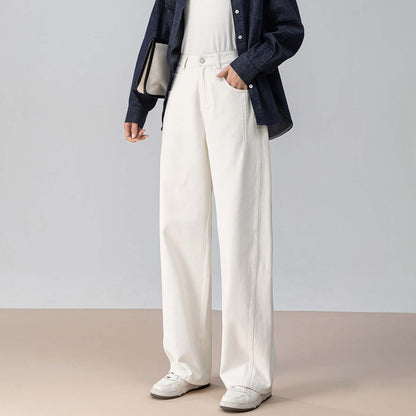 Oversized High Waist Jeans Street Style Unisex Casual Alltagslook in weißem Denim, entspannte Passform für moderne Damenmode.